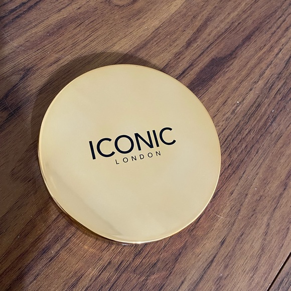 ICONIC LONDON WARM POWDER BRONZER VEGAN AND CRUELTY FREE - Picture 4 of 5